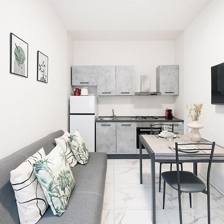 Easylife - Appartamento Elegante Moderno E Accogliente - La Tua Oasi In Citta Milano Exterior foto